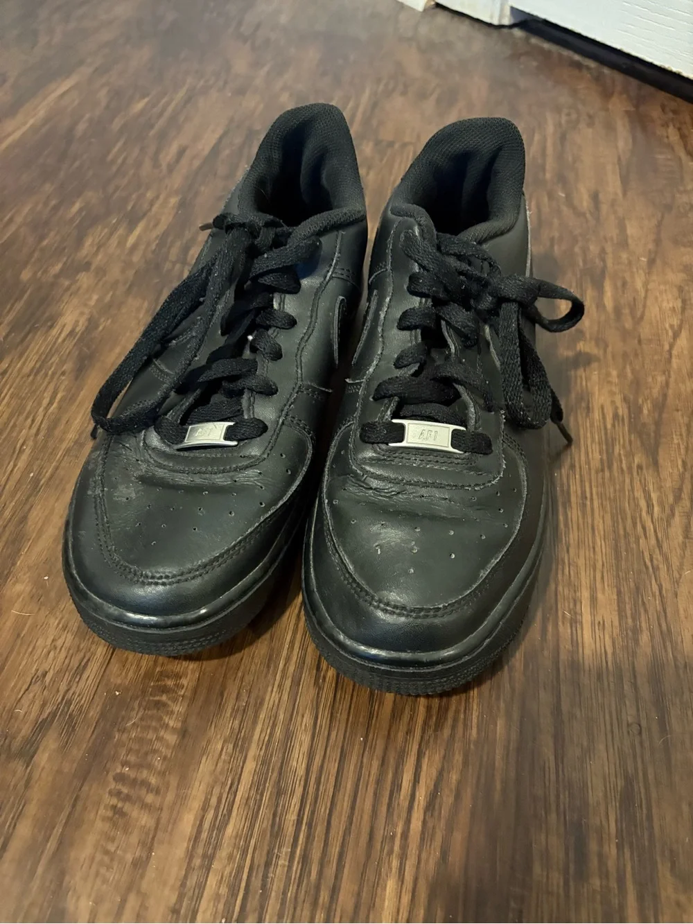 Forces - Picture 3 of 3